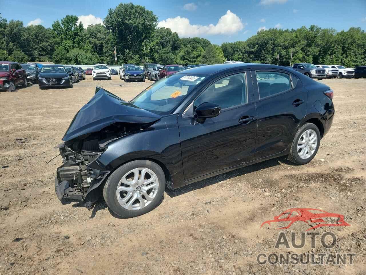 TOYOTA YARIS 2017 - 3MYDLBYV9HY181820