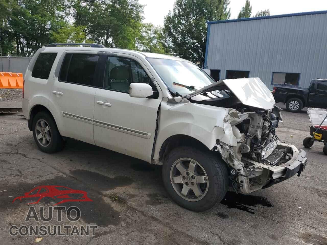 HONDA PILOT 2011 - 5FNYF4H91BB085172