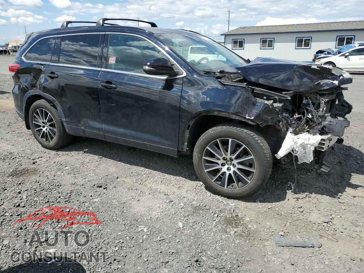 TOYOTA HIGHLANDER 2017 - 5TDJZRFH6HS457626