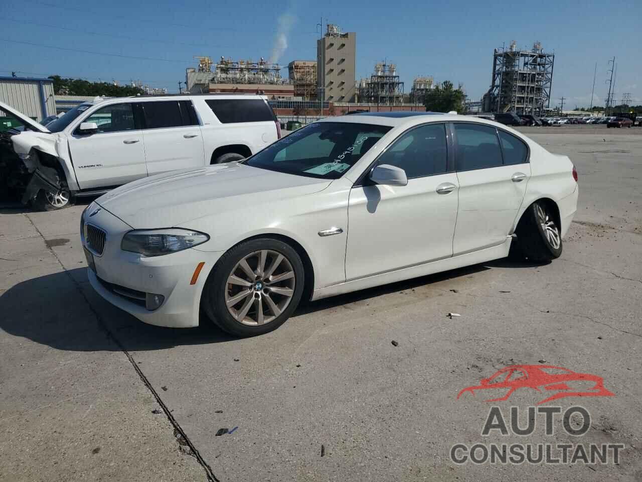 BMW 5 SERIES 2012 - WBAXG5C50CDX02330