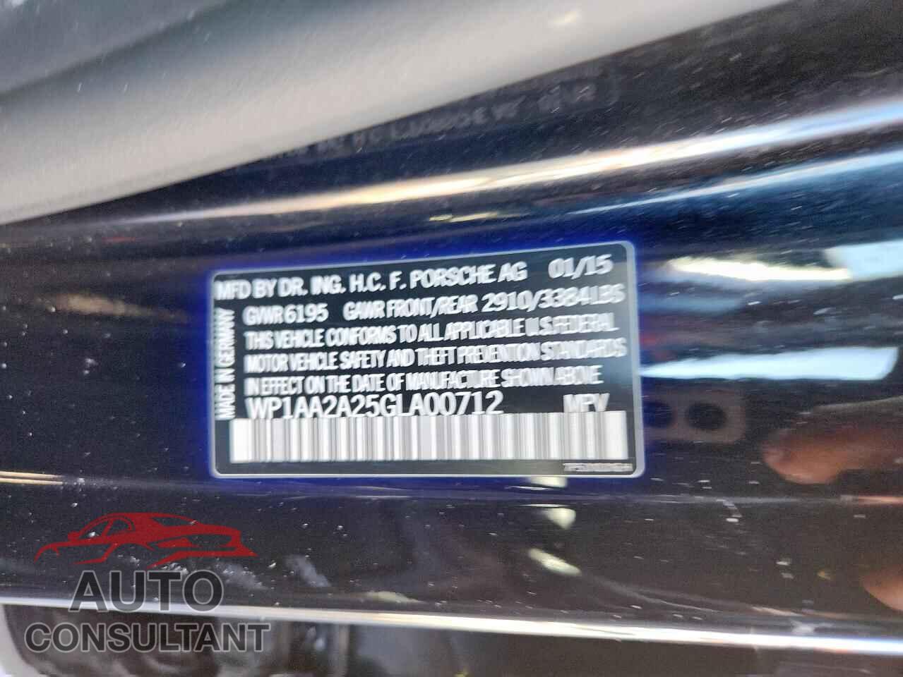 PORSCHE CAYENNE 2016 - WP1AA2A25GLA00712