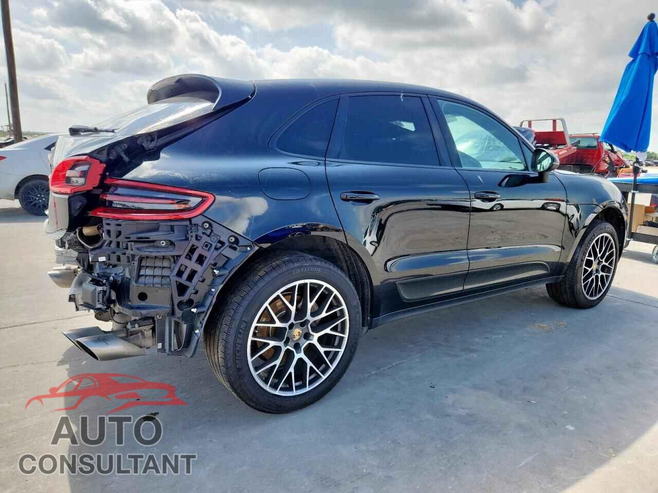 PORSCHE MACAN 2015 - WP1AB2A57FLB56076