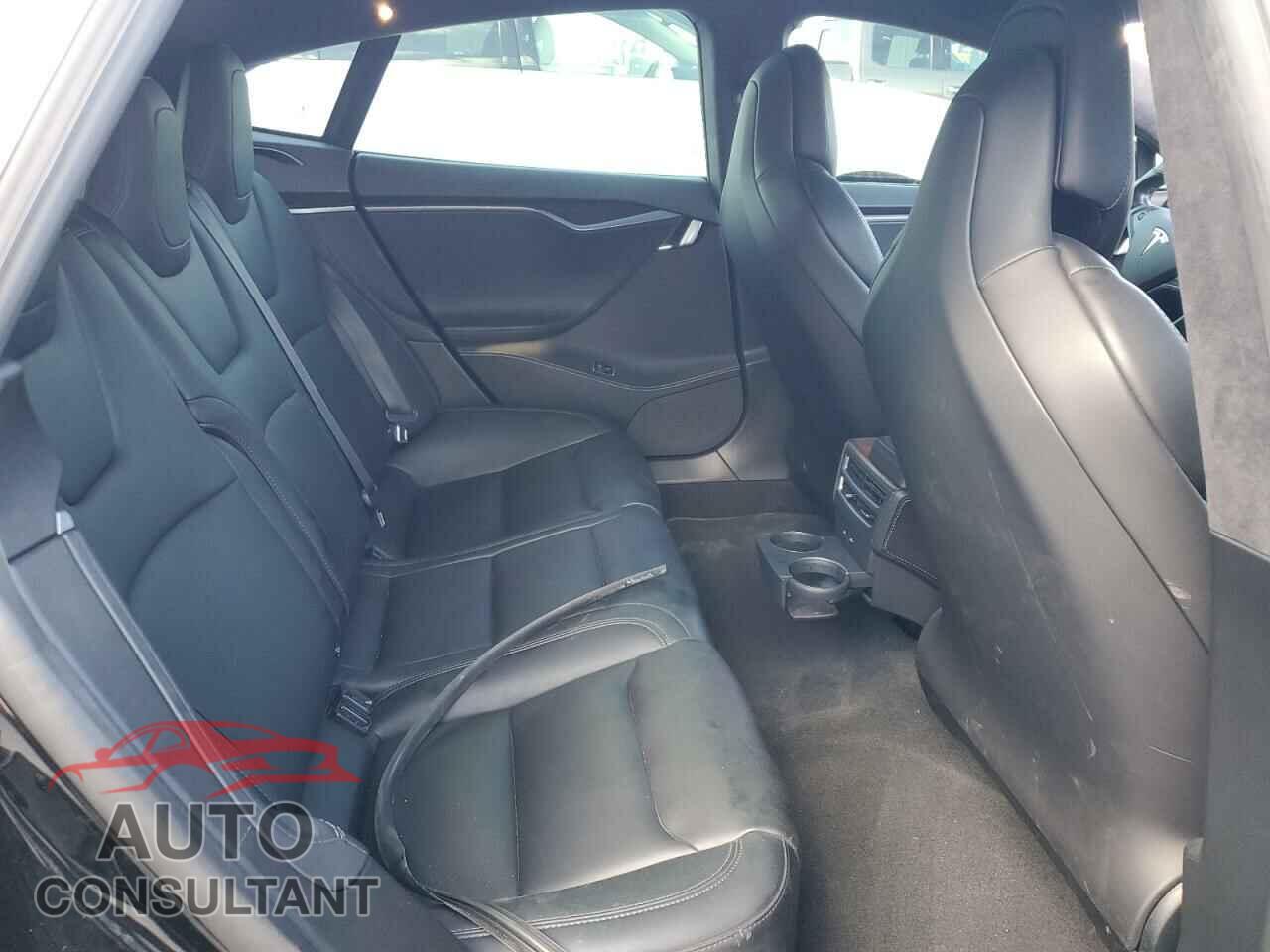 TESLA MODEL S 2018 - 5YJSA1E21JF297112