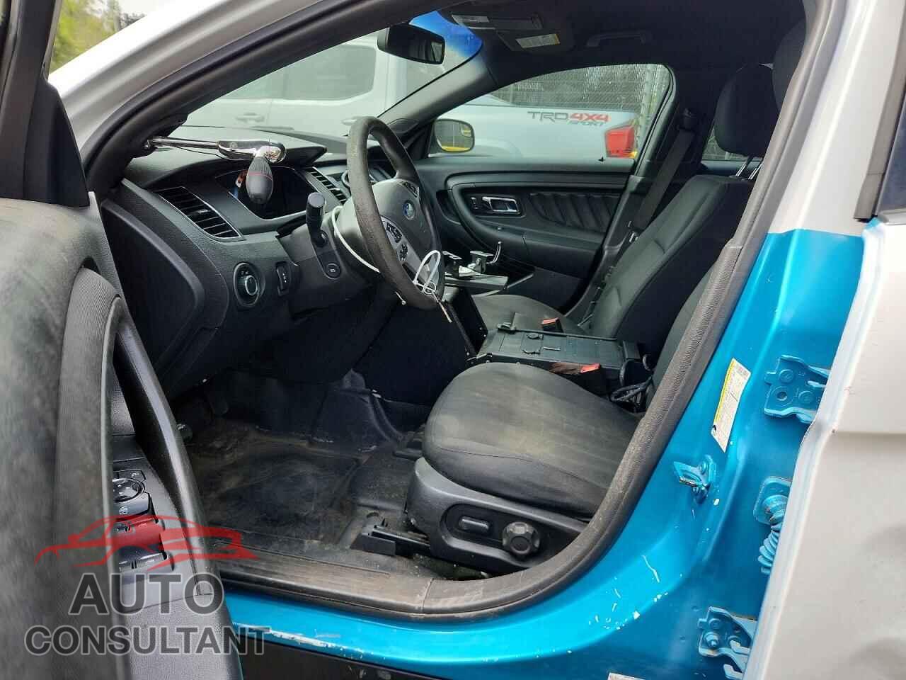 FORD TAURUS 2015 - 1FAHP2MK8FG176001