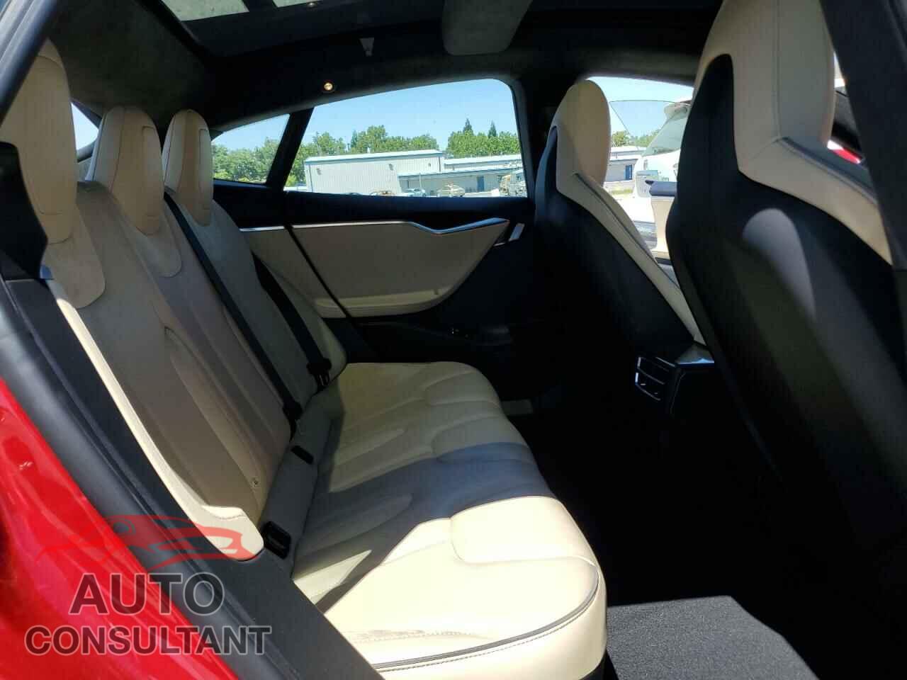 TESLA MODEL S 2014 - 5YJSA1H17EFP64266