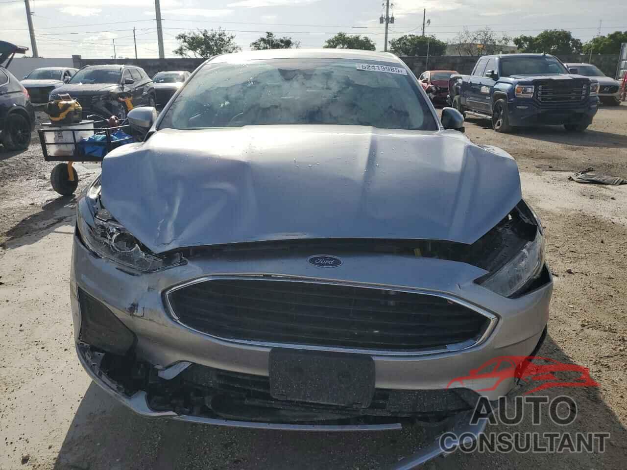 FORD FUSION 2020 - 3FA6P0G75LR220950