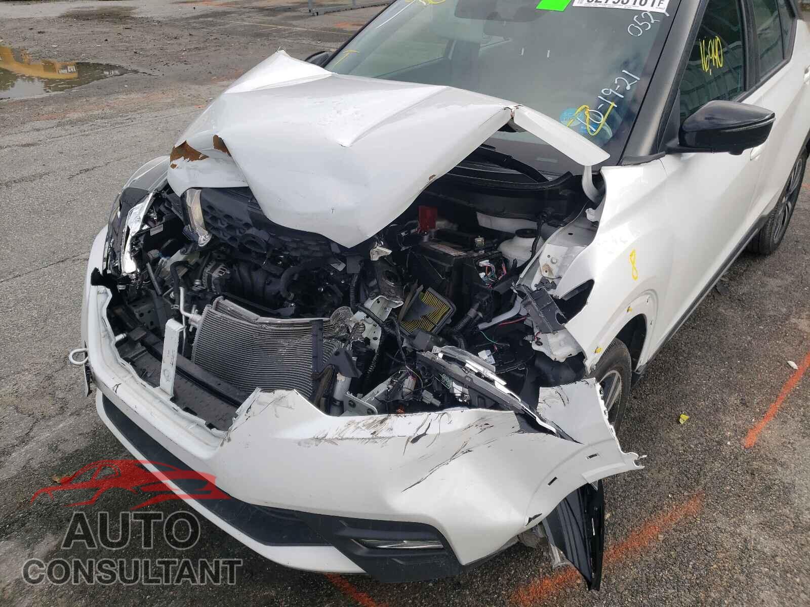 NISSAN KICKS 2019 - 3N1CP5CU3KL560527