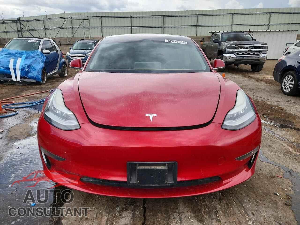 TESLA MODEL 3 2019 - 5YJ3E1EB9KF144813