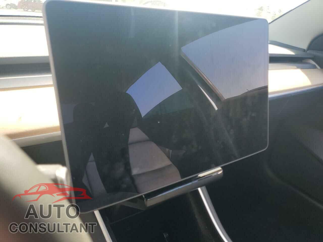 TESLA MODEL 3 2020 - 5YJ3E1EA3LF631630