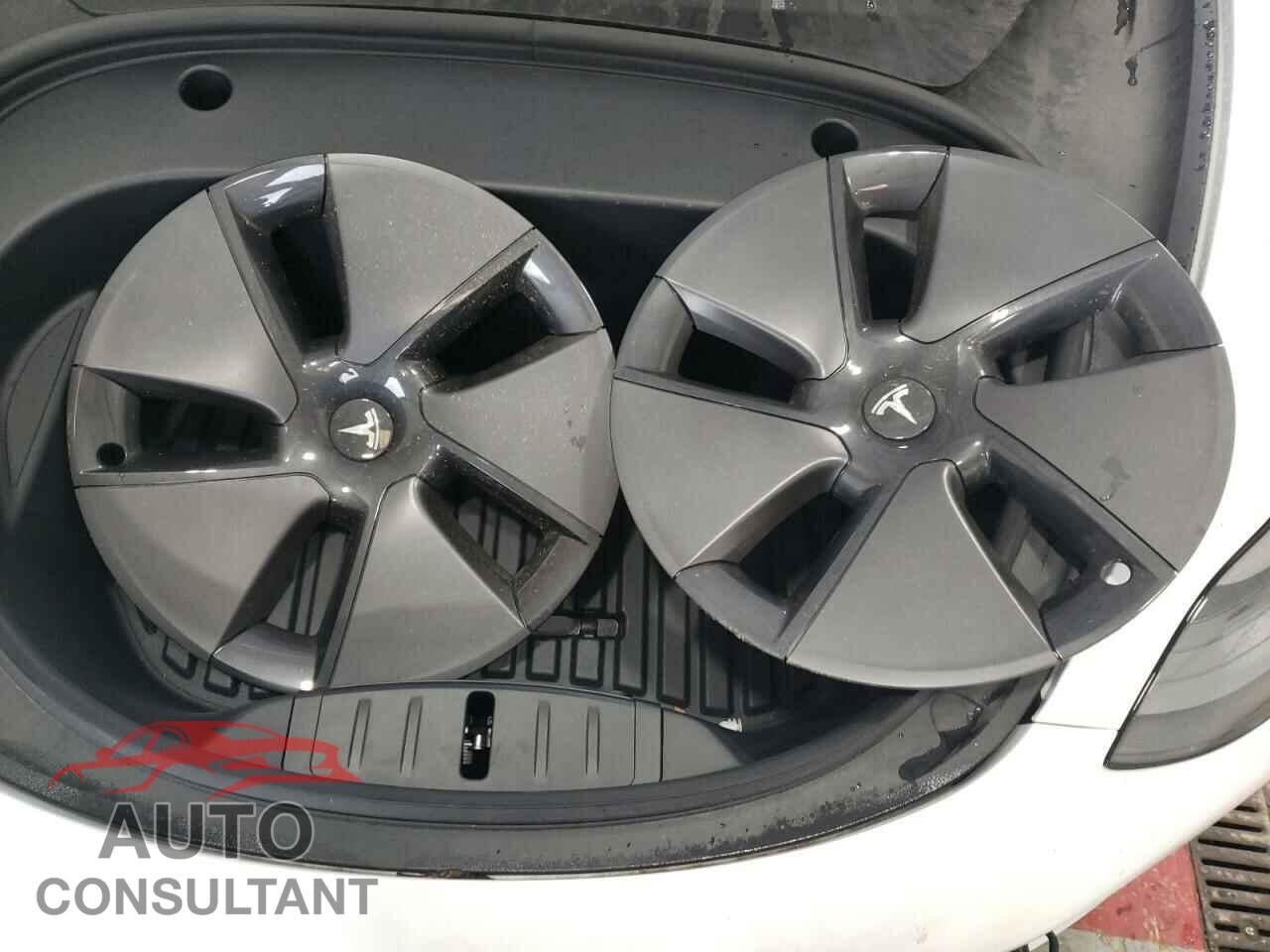 TESLA MODEL 3 2023 - 5YJ3E1EA6PF519085