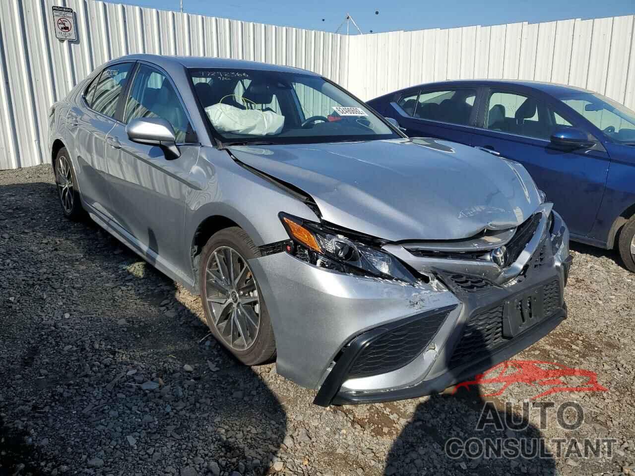 TOYOTA CAMRY 2021 - 4T1G11AK8MU590587