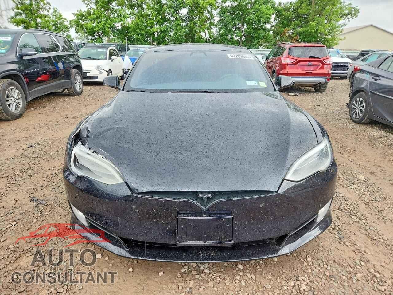 TESLA MODEL S 2017 - 5YJSA1E22HF229900
