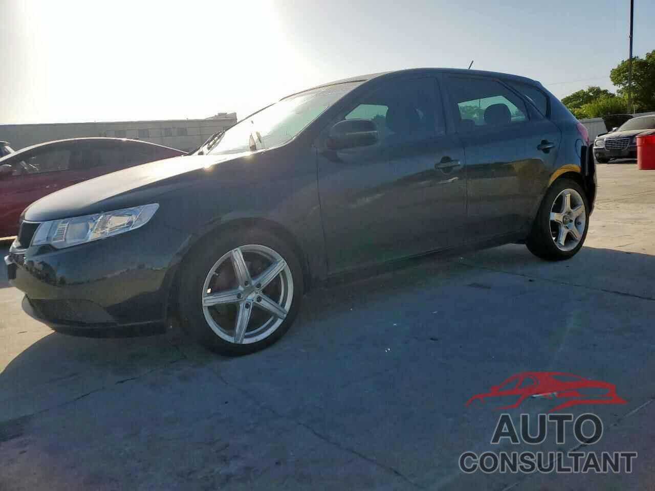 KIA FORTE 2011 - KNAFW5A37B5377524