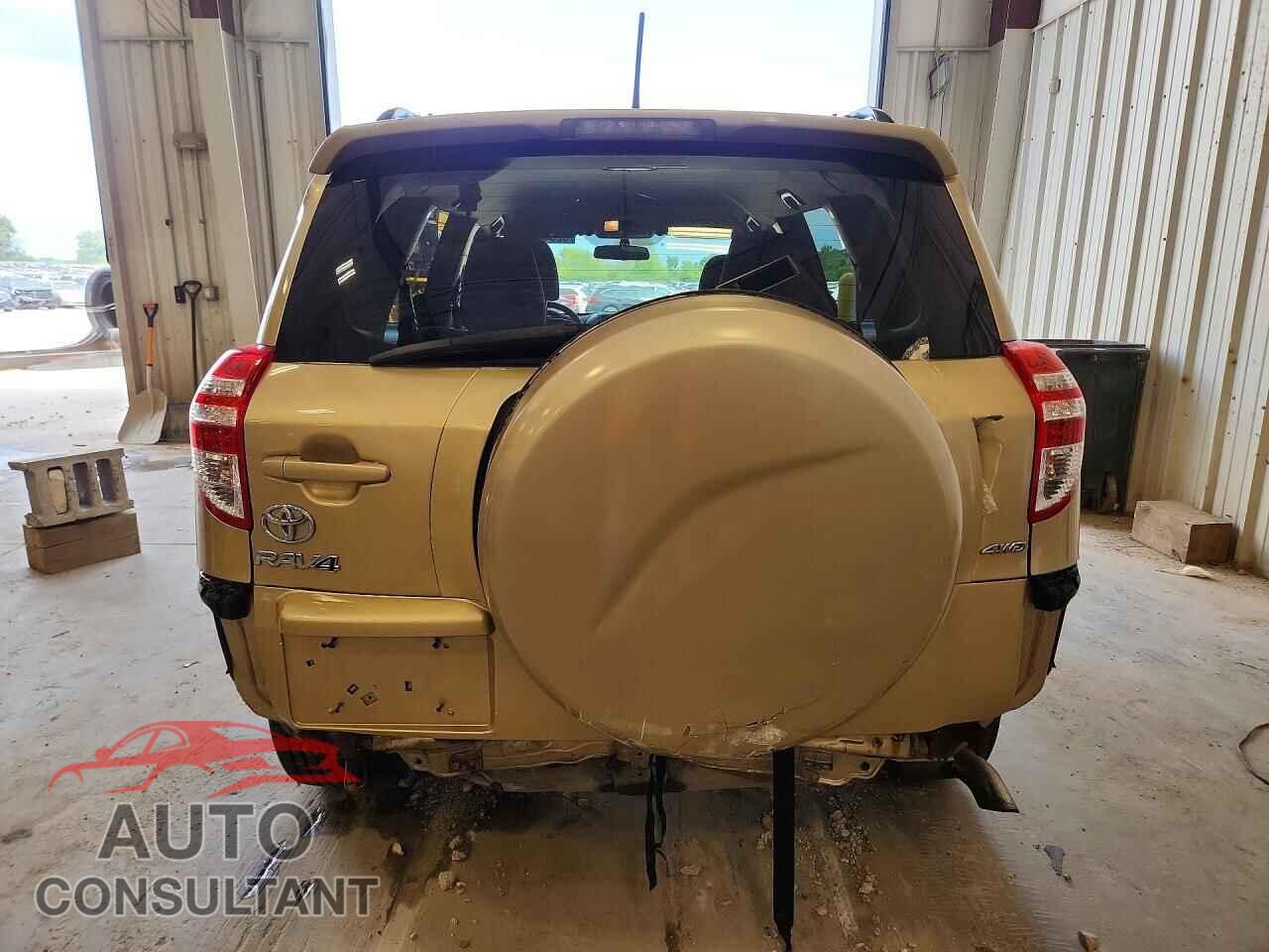 TOYOTA RAV4 2012 - 2T3BF4DV7CW217176
