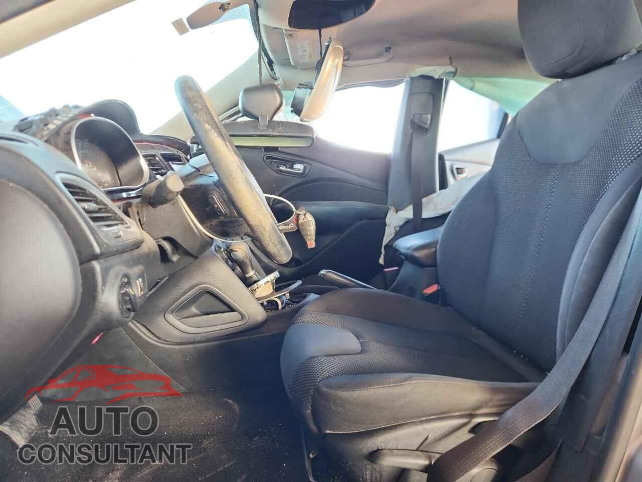 DODGE DART 2016 - 1C3CDFAA7GD516245