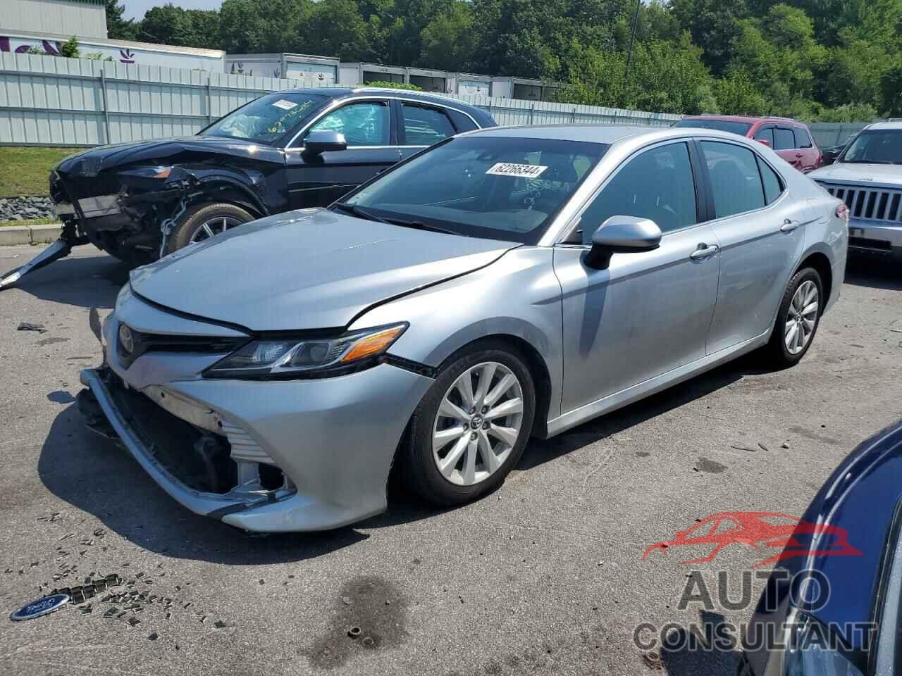 TOYOTA CAMRY 2018 - 4T1B11HK6JU114494