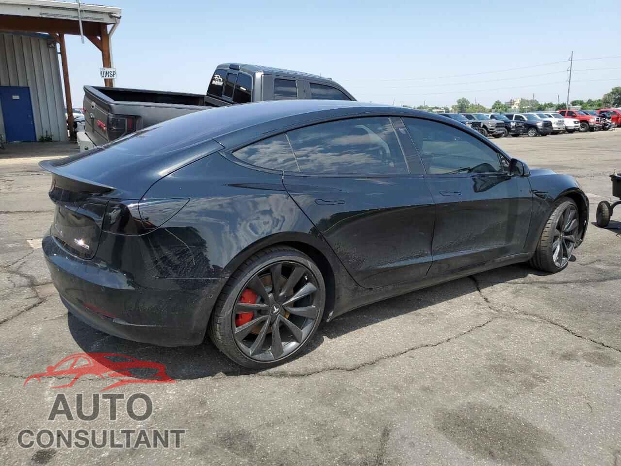 TESLA MODEL 3 2018 - 5YJ3E1EB3JF170807