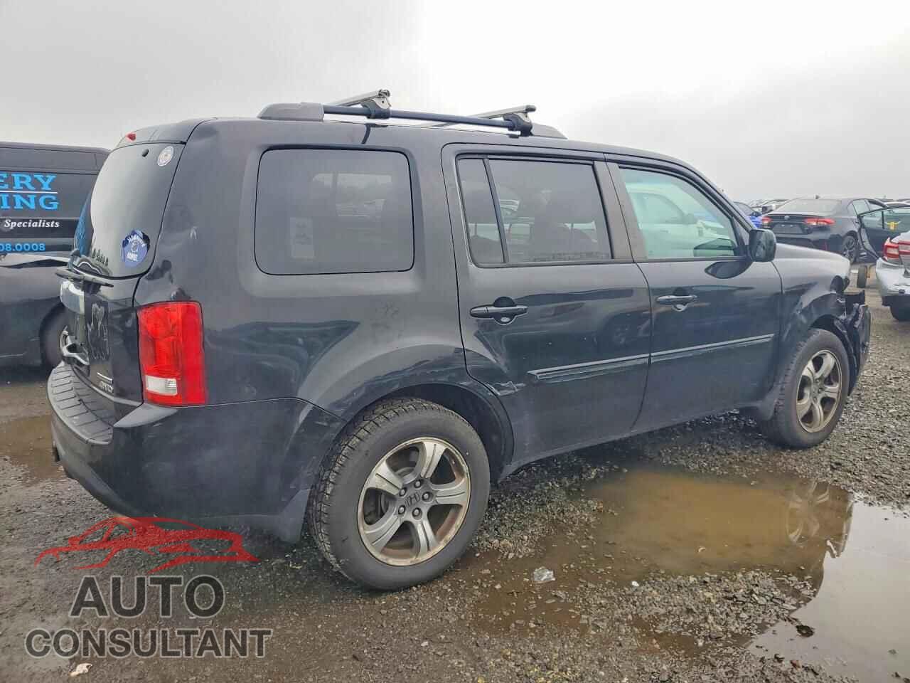 HONDA PILOT 2015 - 5FNYF4H36FB049589