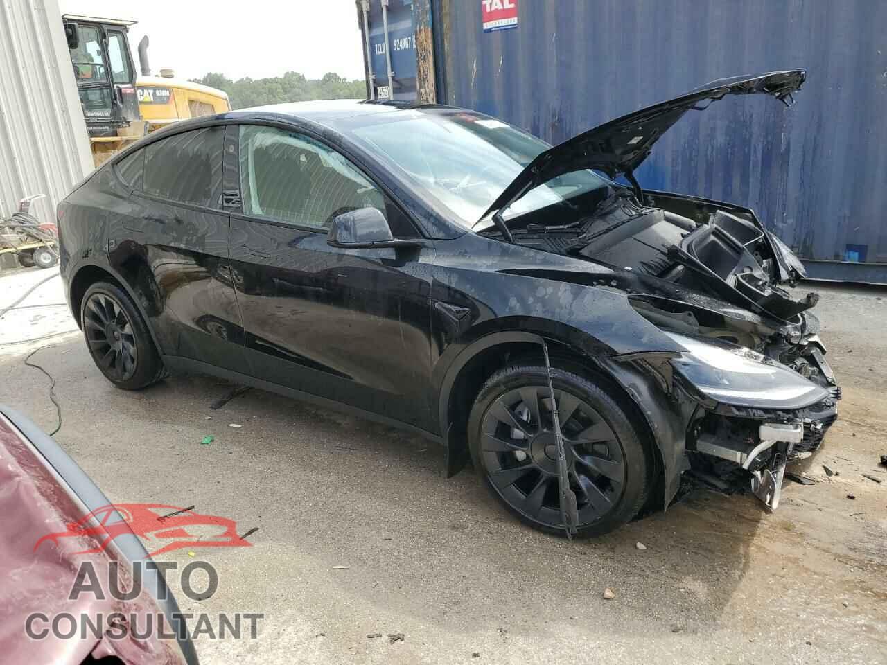TESLA MODEL Y 2023 - 7SAYGDEE5PF828229