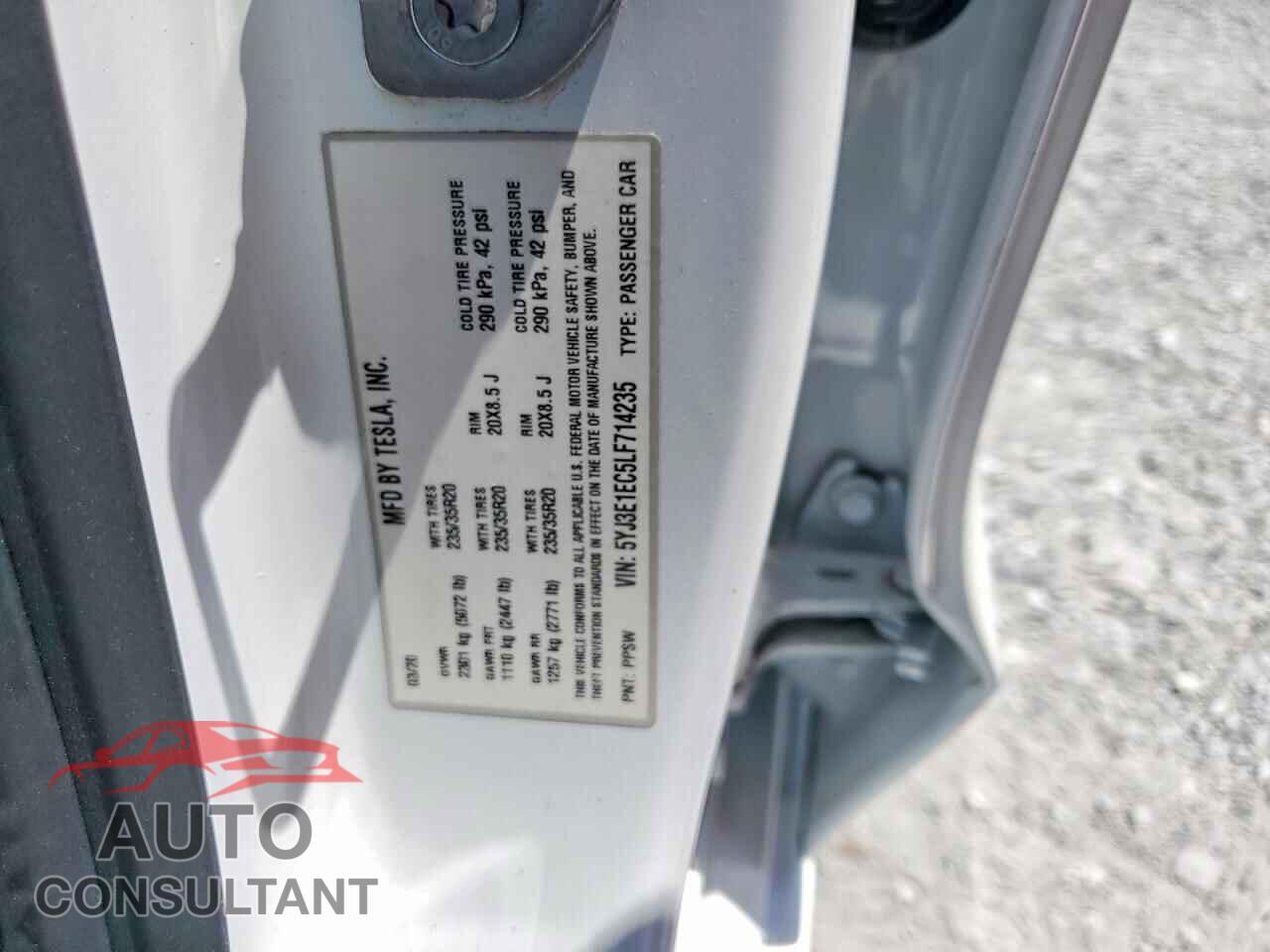 TESLA MODEL 3 2020 - 5YJ3E1EC5LF714235