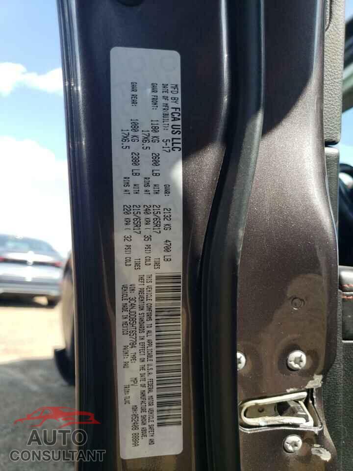 JEEP COMPASS 2017 - 3C4NJDDB5HT657784