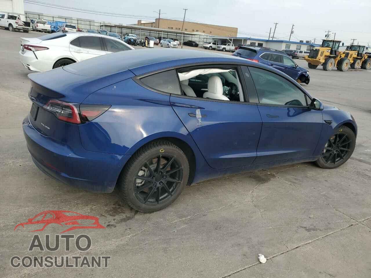 TESLA MODEL 3 2021 - 5YJ3E1EB2MF034219