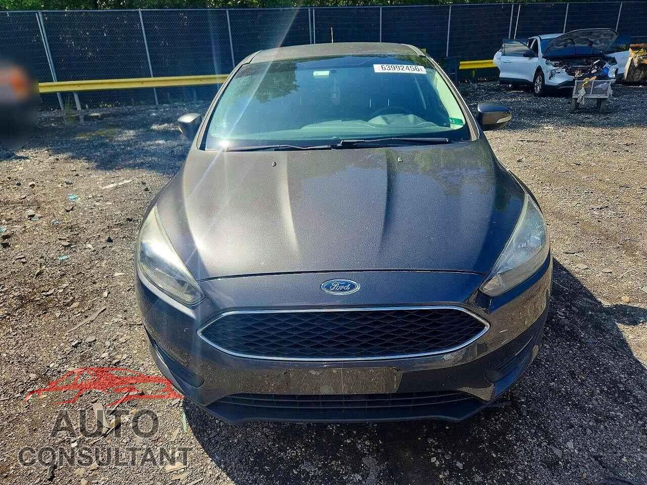 FORD FOCUS 2015 - 1FADP3K29FL338264