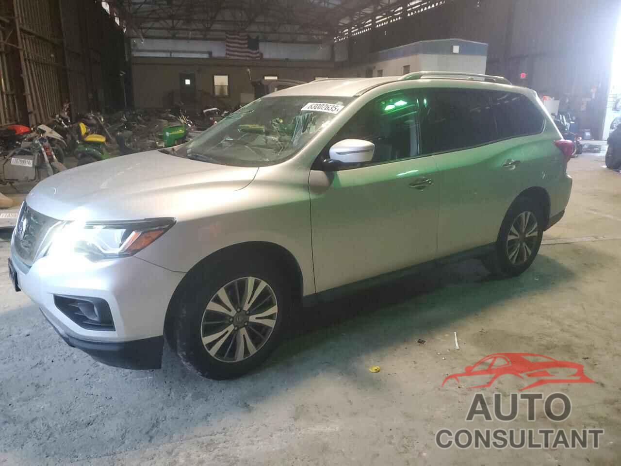 NISSAN PATHFINDER 2019 - 5N1DR2MM4KC608665