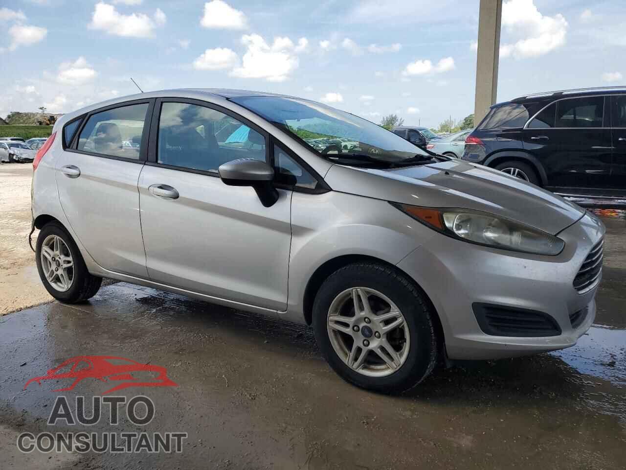 FORD FIESTA 2018 - 3FADP4EJ5JM112433