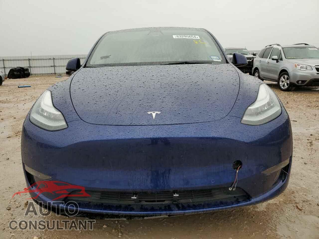 TESLA MODEL Y 2021 - 5YJYGDEE5MF213088