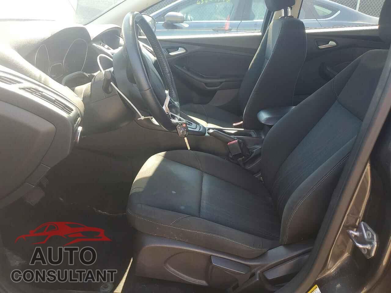 FORD FOCUS 2016 - 1FADP3F20GL227016