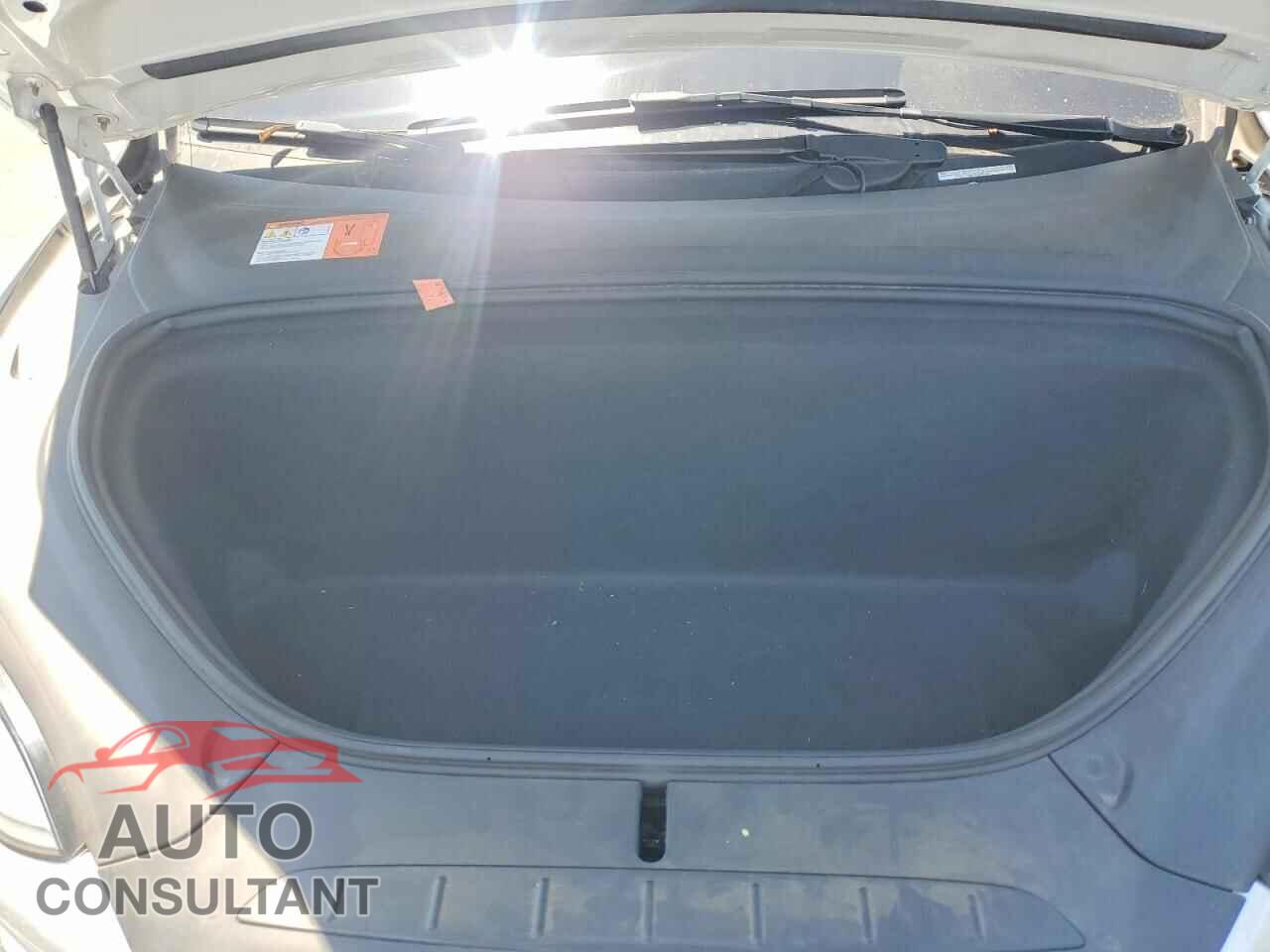 TESLA MODEL X 2017 - 5YJXCBE20HF059588