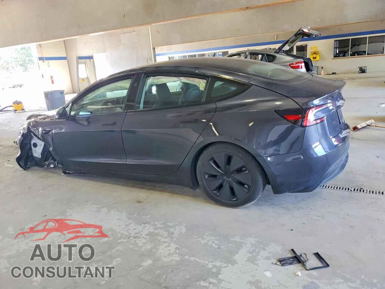 TESLA MODEL 3 2025 - 5YJ3E1EA8SF034410