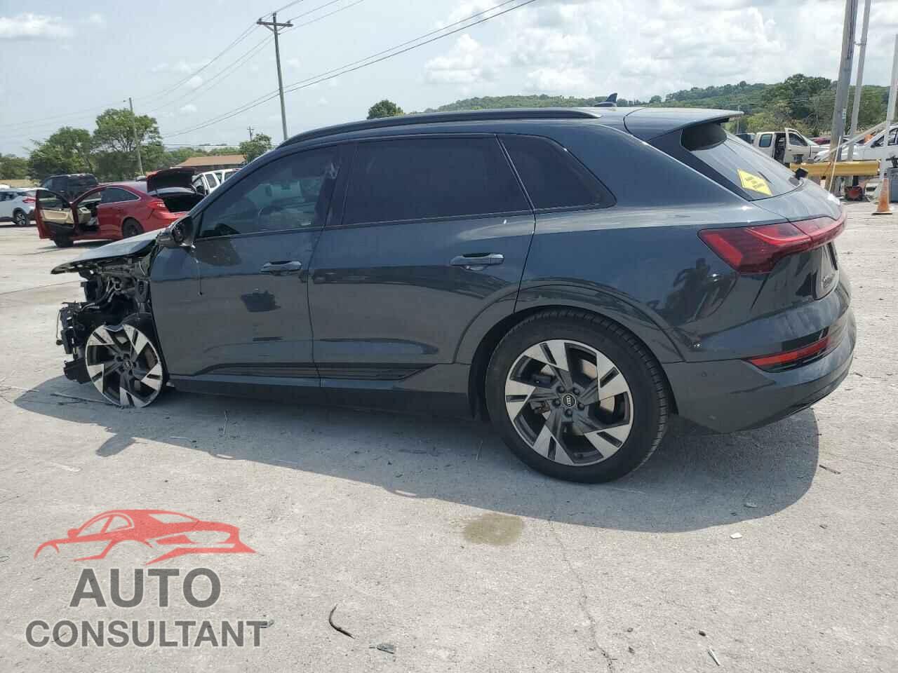 AUDI E-TRON 2021 - WA1AAAGE2MB010865