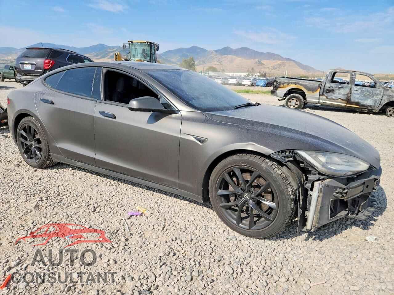 TESLA MODEL S 2015 - 5YJSA1E21FF109101