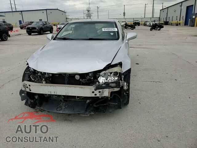 LEXUS IS 2010 - JTHFF2C29A2513527