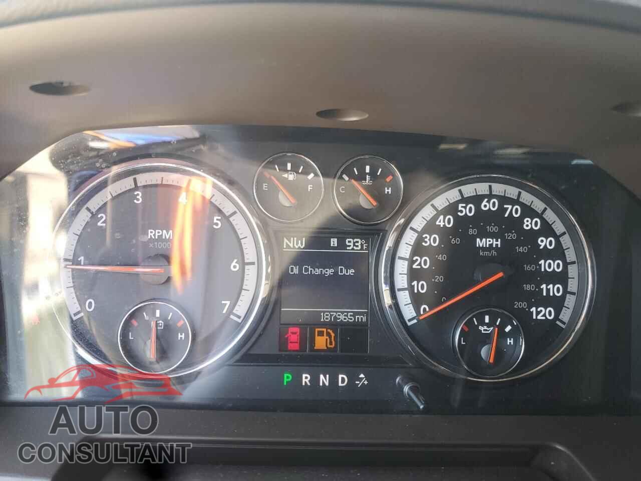 DODGE RAM 1500 2012 - 1C6RD7NT8CS255101