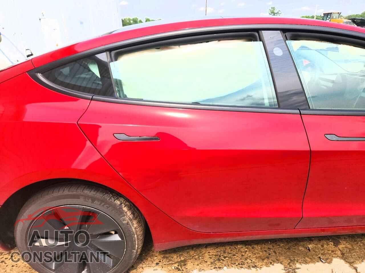 TESLA MODEL 3 2025 - 5YJ3E1EA9SF895949