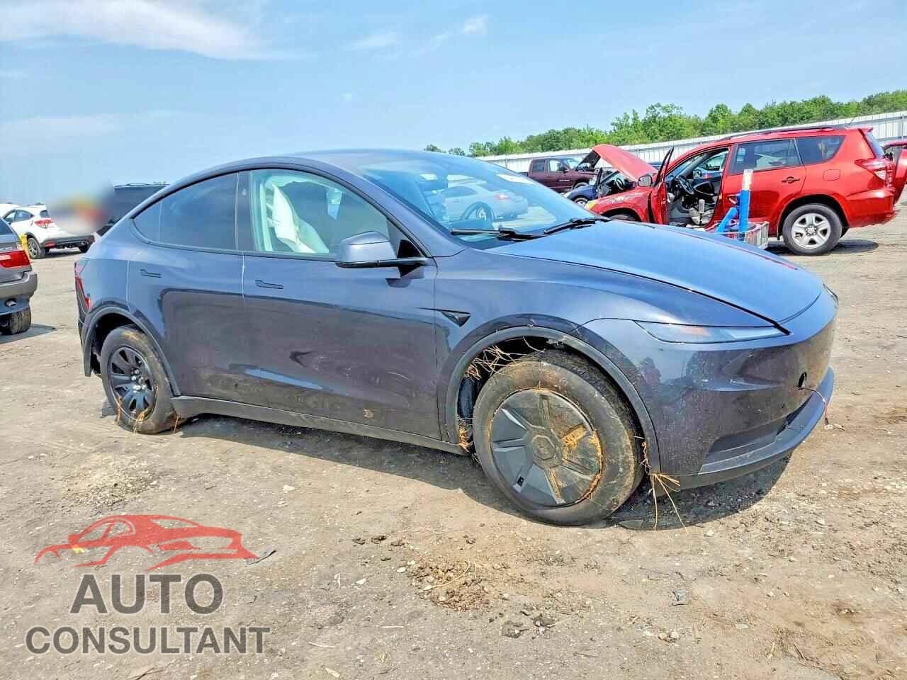 TESLA MODEL Y 2026 - 7SAYGDED2TA592346