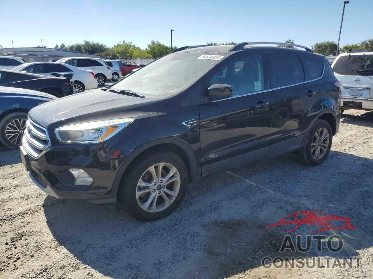 FORD ESCAPE 2017 - 1FMCU9G94HUC81181