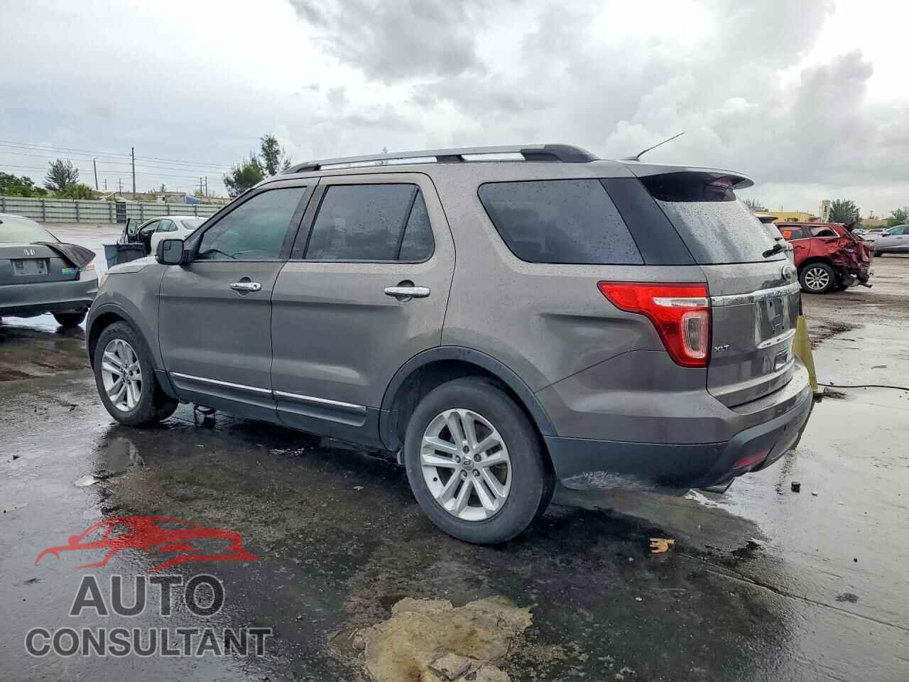 FORD EXPLORER 2011 - 1FMHK7D82BGA94300
