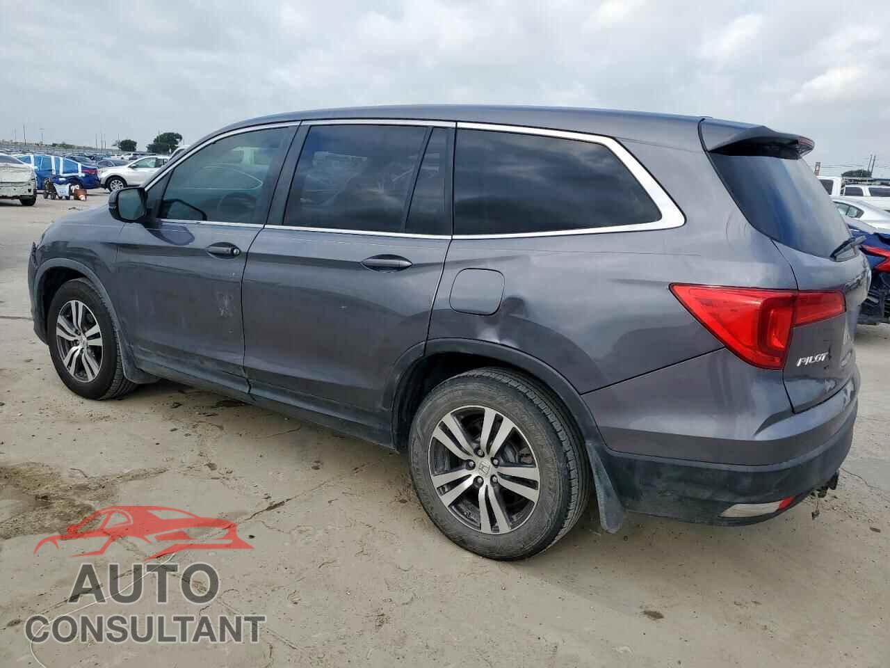 HONDA PILOT 2017 - 5FNYF5H86HB009517