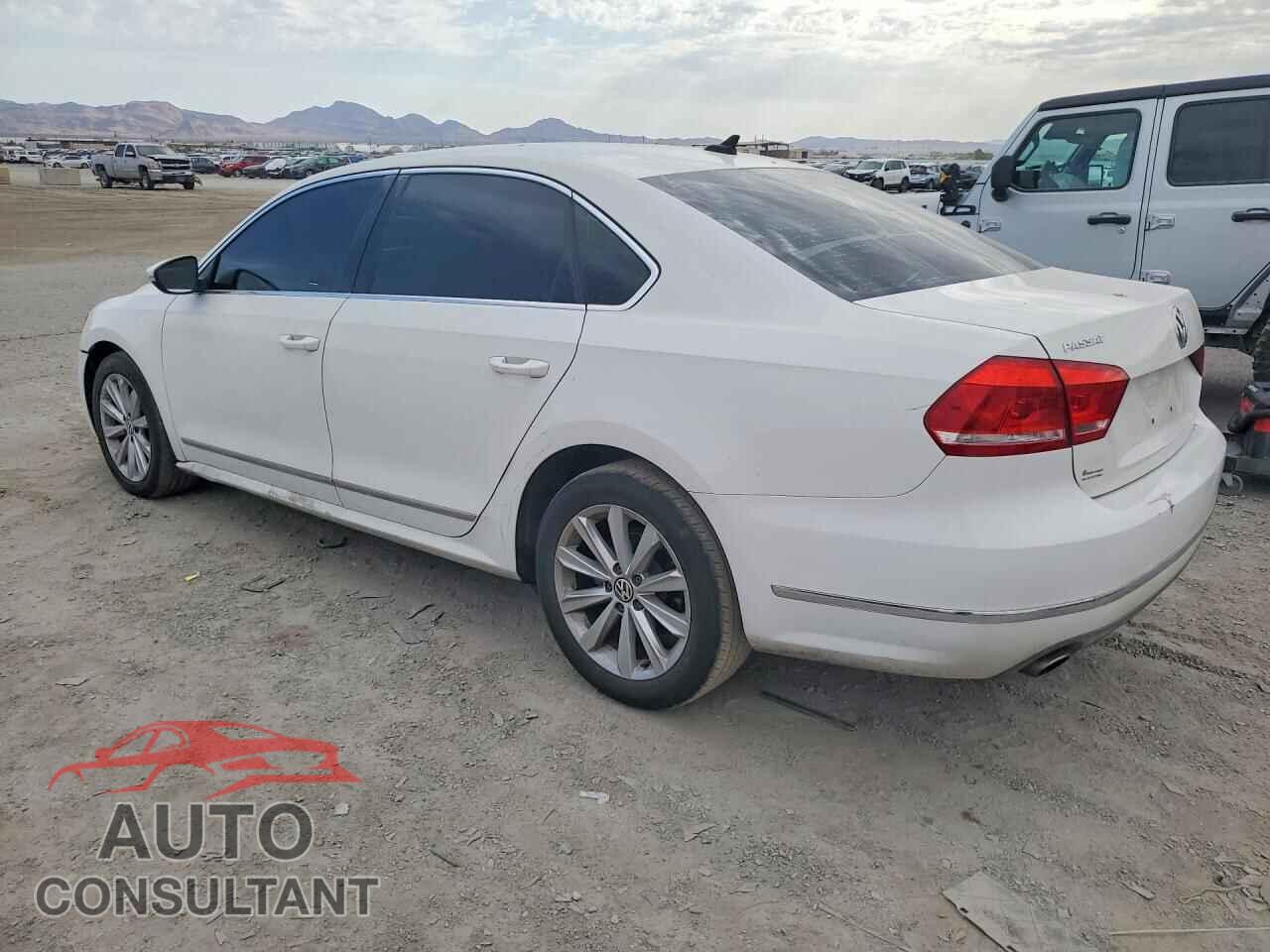 VOLKSWAGEN PASSAT 2012 - 1VWCP7A32CC060677