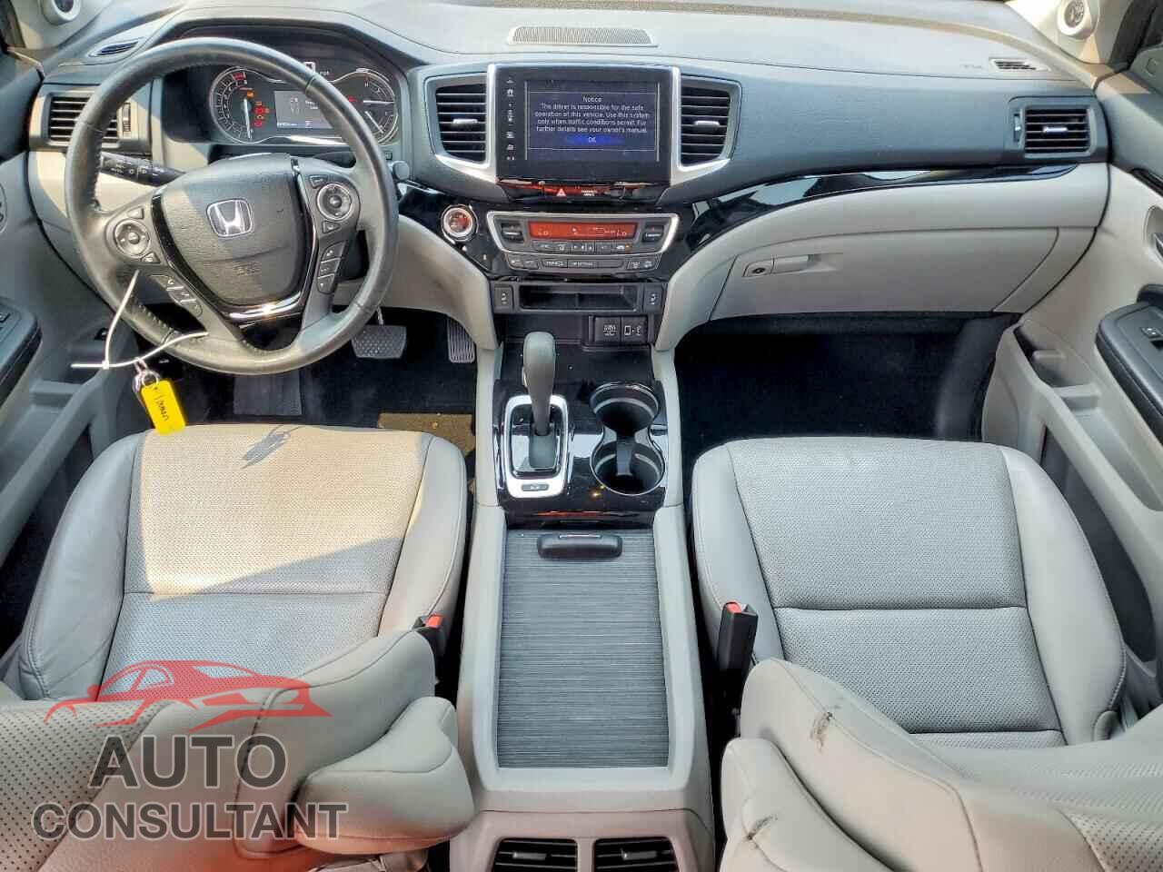 HONDA RIDGELINE 2017 - 5FPYK3F7XHB008341