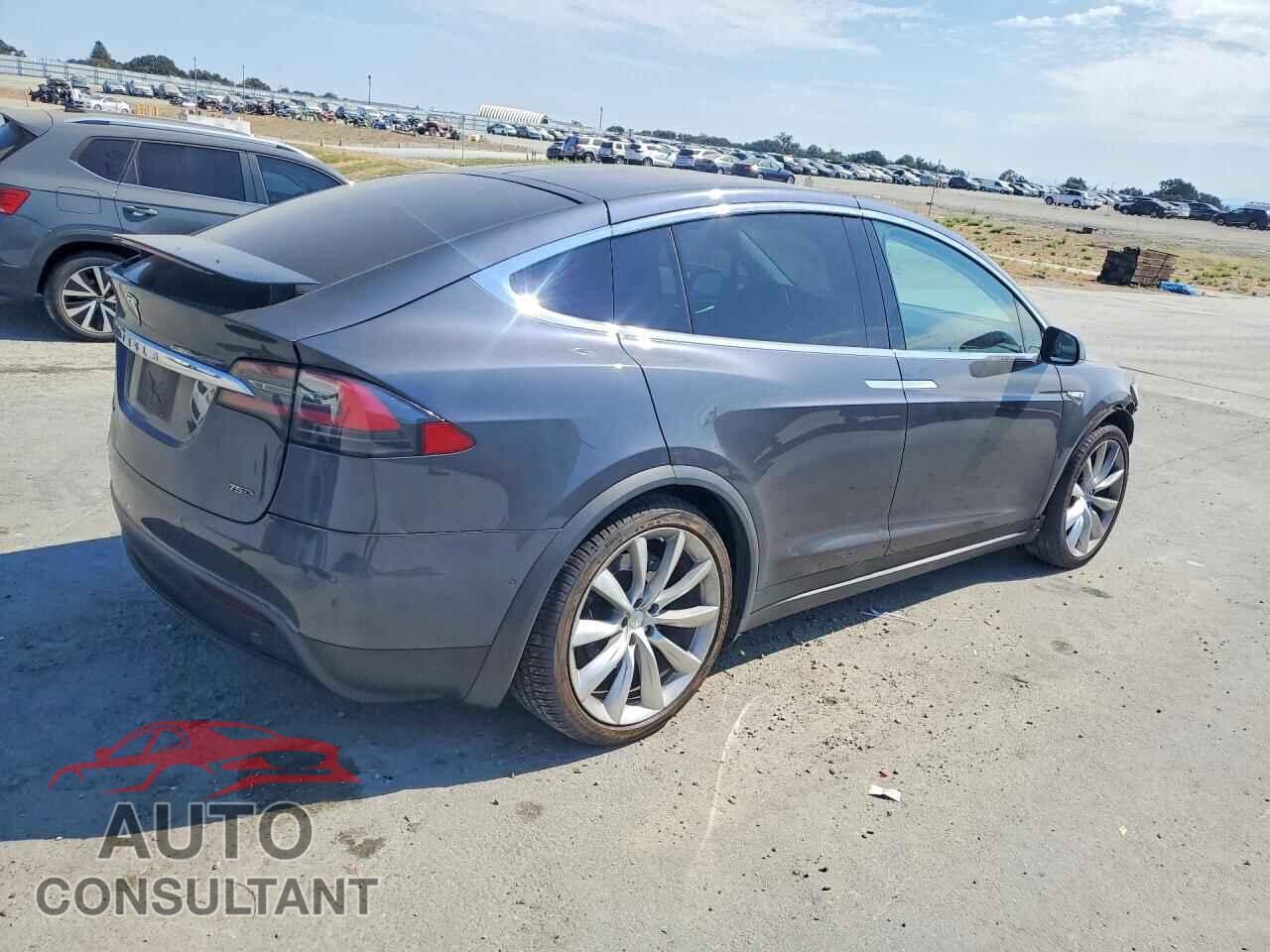 TESLA MODEL X 2016 - 5YJXCAE26GF016222