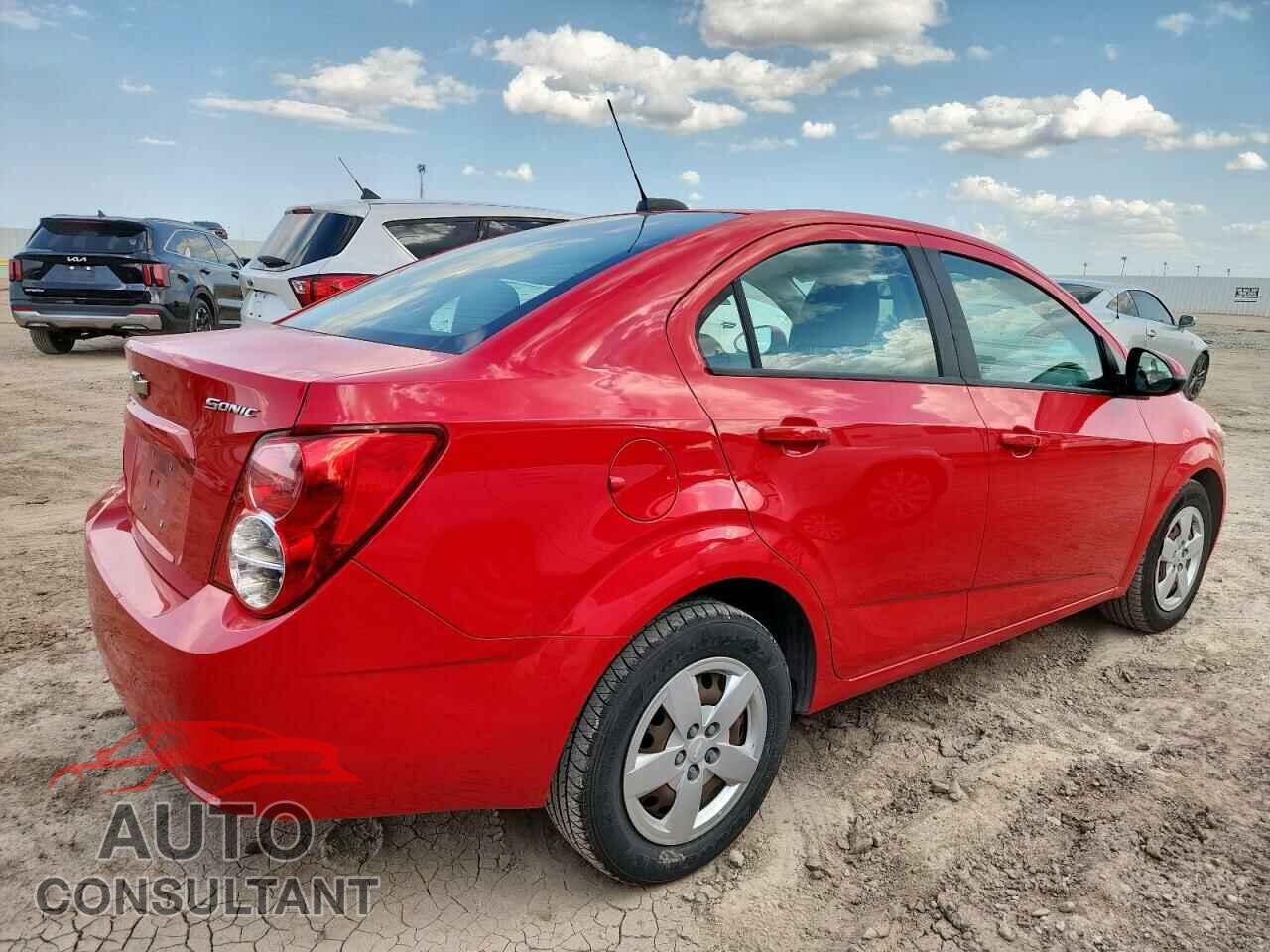 CHEVROLET SONIC 2015 - 1G1JA5SH9F4199979