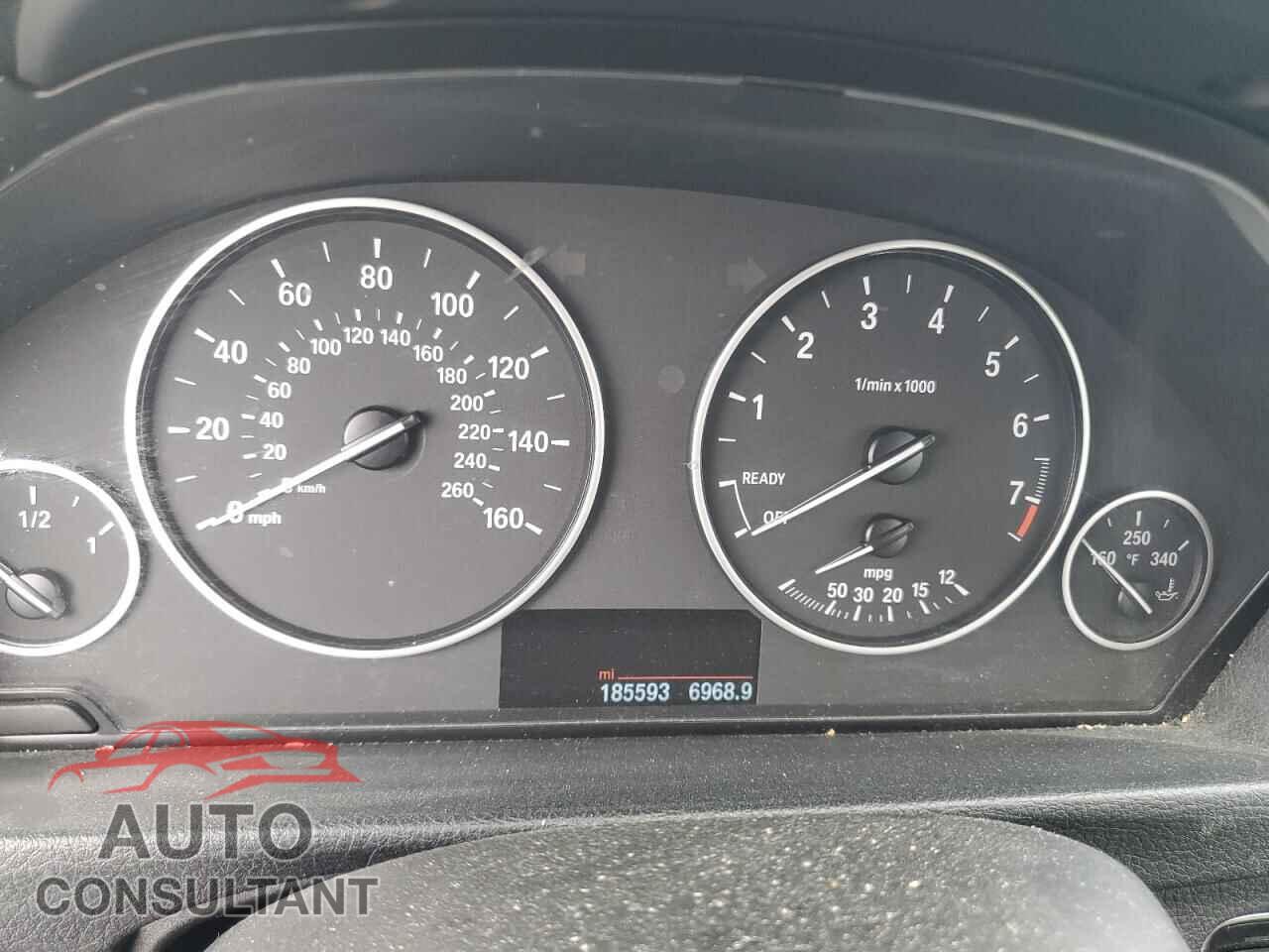 BMW 3 SERIES 2014 - WBA3C3C59EF984618