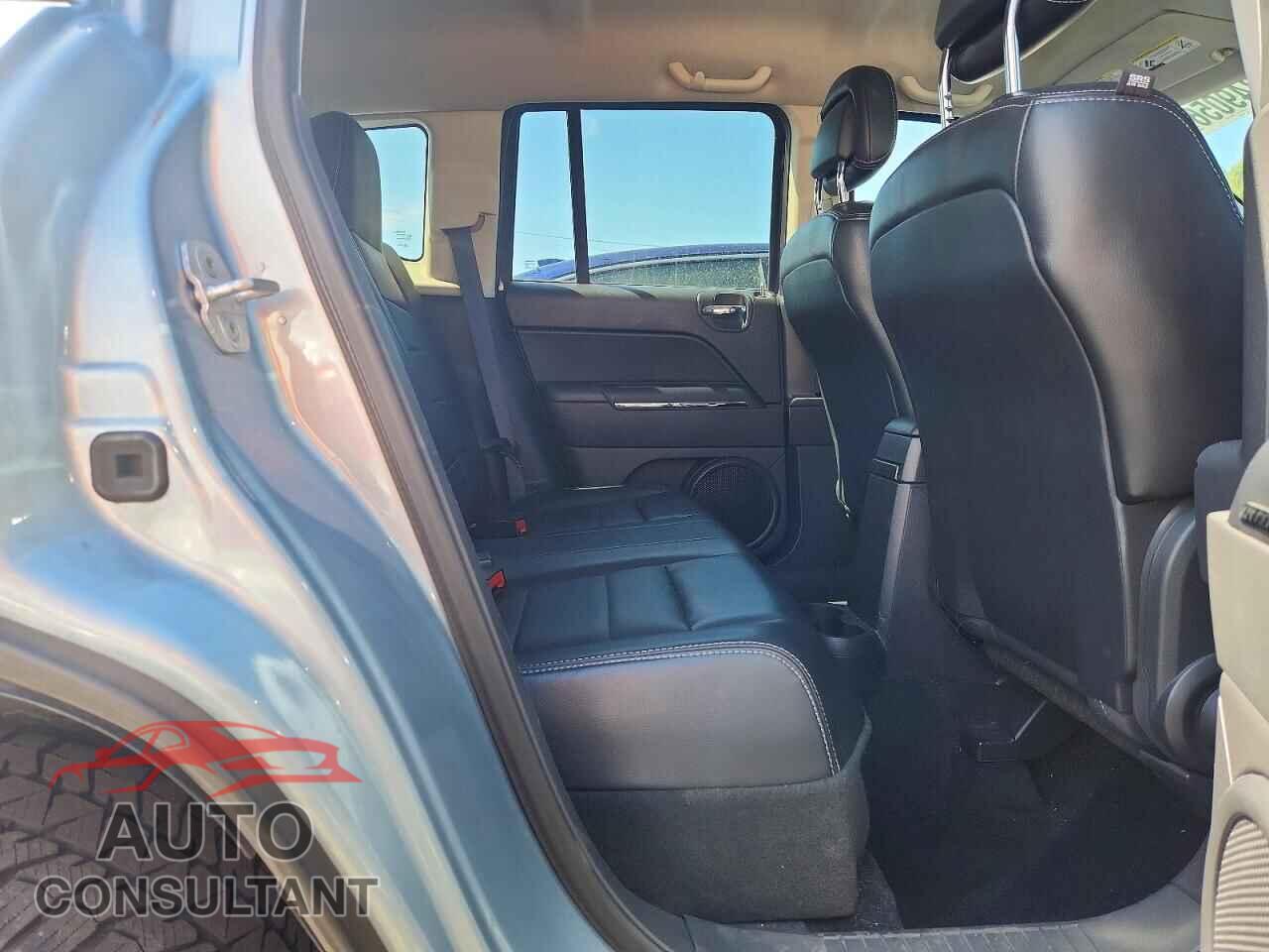 JEEP COMPASS 2013 - 1C4NJDCB3DD125824
