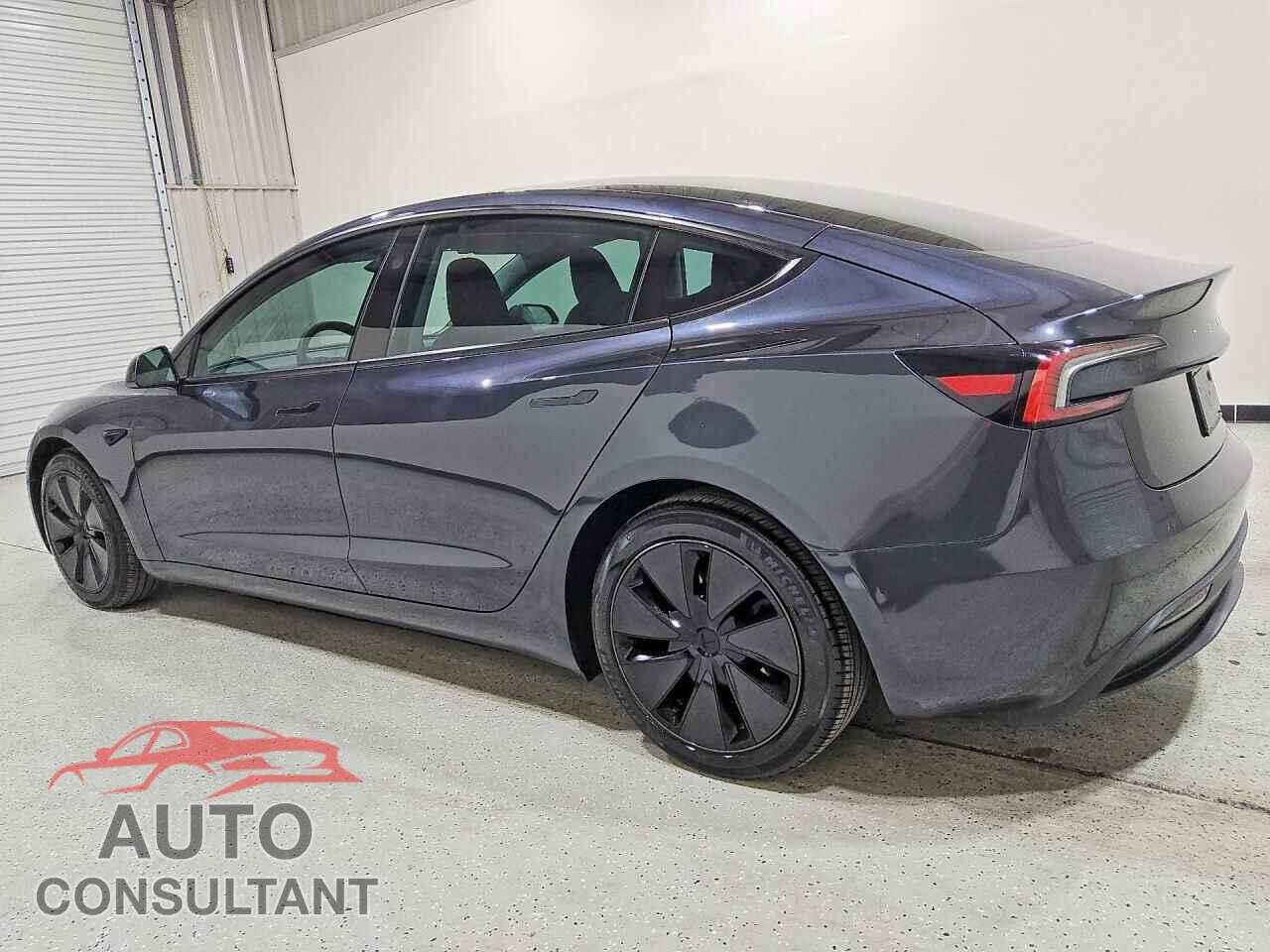 TESLA MODEL 3 2024 - 5YJ3E1EB9RF750459