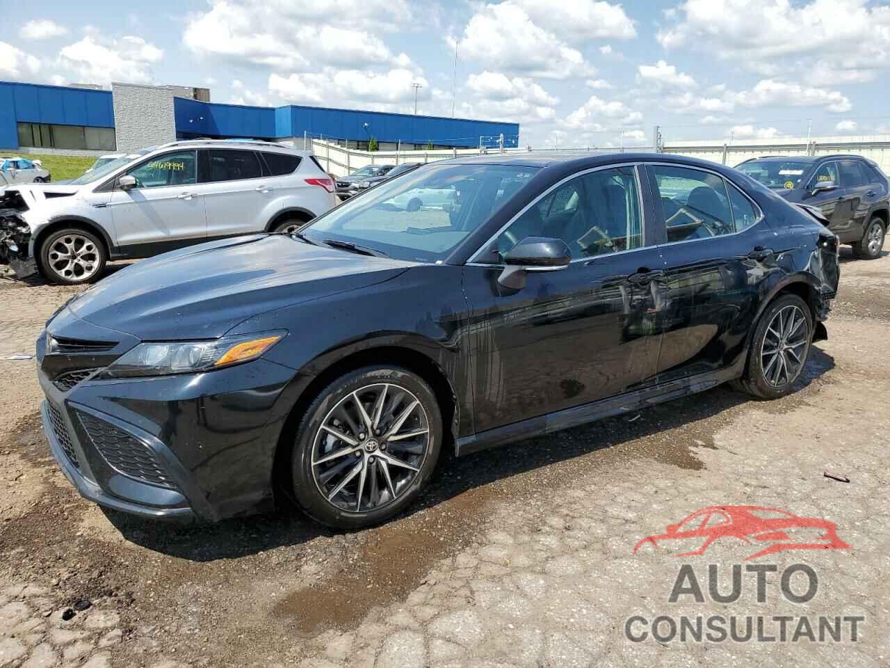 TOYOTA CAMRY 2024 - 4T1G11AK7RU908836